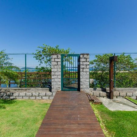 Apto Pe Na Areia Em Condominio Com Piscina N1298 Florianopolis Ngoại thất bức ảnh
