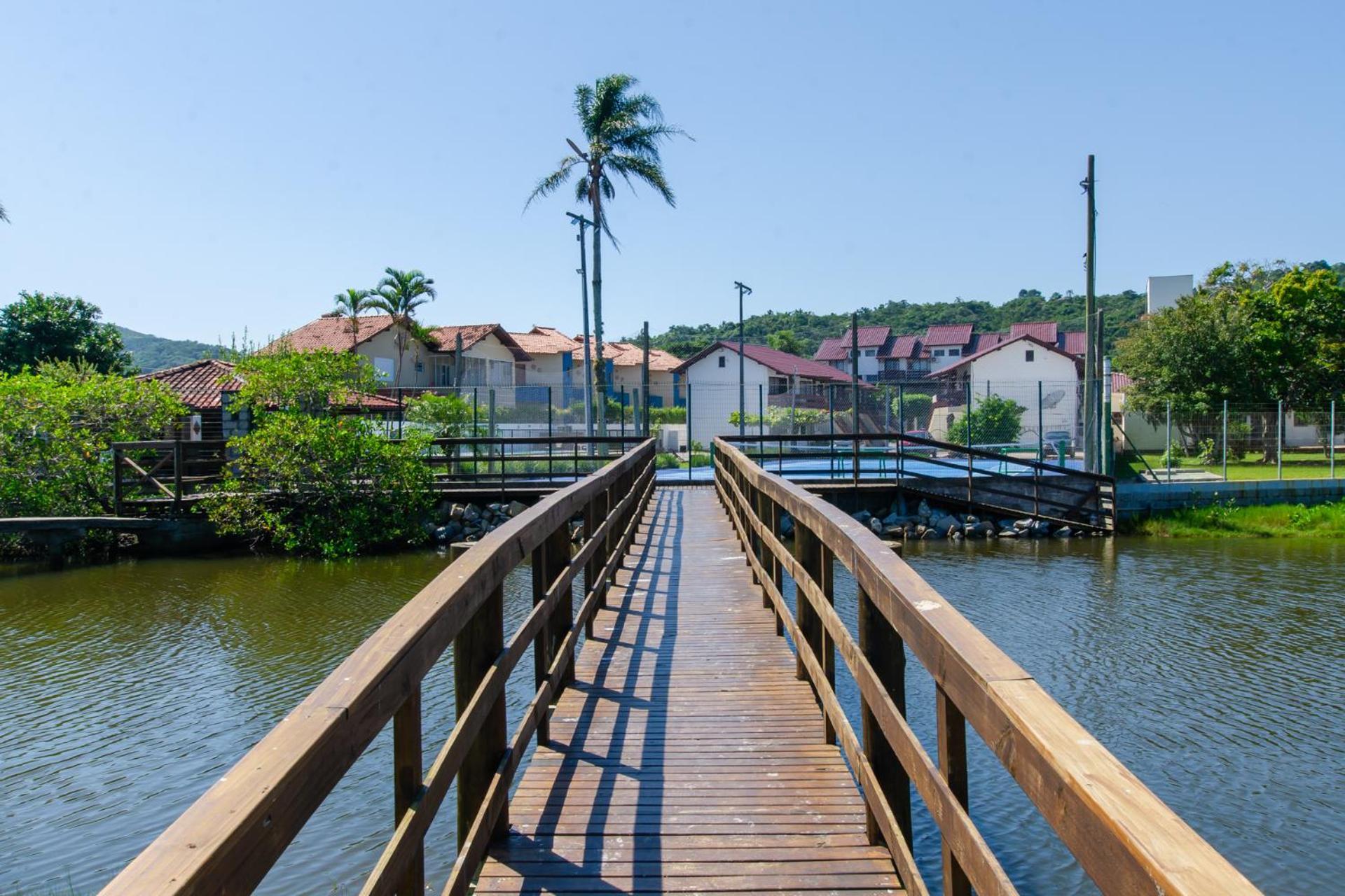 Apto Pe Na Areia Em Condominio Com Piscina N1298 Florianopolis Ngoại thất bức ảnh